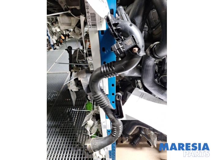 Gebrauchte Intercooler Rohr Renault Clio IV (5R) 1.2 TCE 16V GT EDC Preis € 29,98 Margenregelung angeboten von Maresia Parts