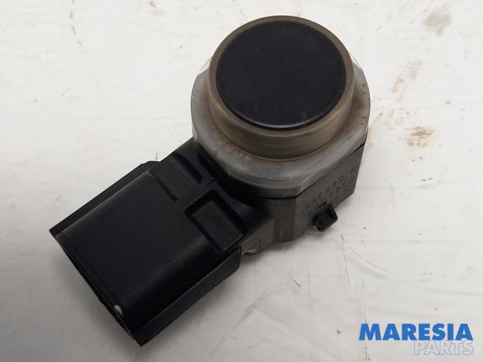 Usados Sensor PDC Renault Megane III Coupe (DZ) 1.4 16V TCe 130 Precio € 19,50 Norma de margen ofrecido por Maresia Parts