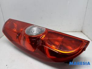 Used Taillight, left Fiat Doblo Cargo (263) 1.3 MJ 16V DPF Euro 5 Price € 48,40 Inclusive VAT offered by Maresia Parts