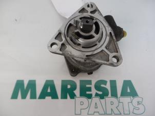 Używane Pompa prózniowa (Diesel) Fiat Marea (185AX) 1.9 Tds 100 ELX Cena € 30,00 Procedura marży oferowane przez Maresia Parts