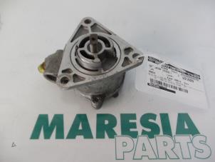 Używane Pompa prózniowa (Diesel) Fiat Marea (185AX) 1.9 Tds 100 ELX Cena € 35,00 Procedura marży oferowane przez Maresia Parts
