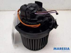 Used Heating and ventilation fan motor Renault Clio IV Estate/Grandtour (7R) 0.9 Energy TCE 90 12V Price € 28,99 Margin scheme offered by Maresia Parts