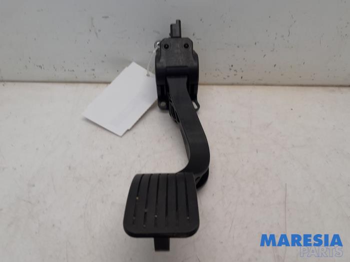 Begagnade Gaspedalsensor Peugeot 5008 I (0A/0E) 1.6 THP 16V Pris € 30,00 Marginaltabell erbjuds av Maresia Parts