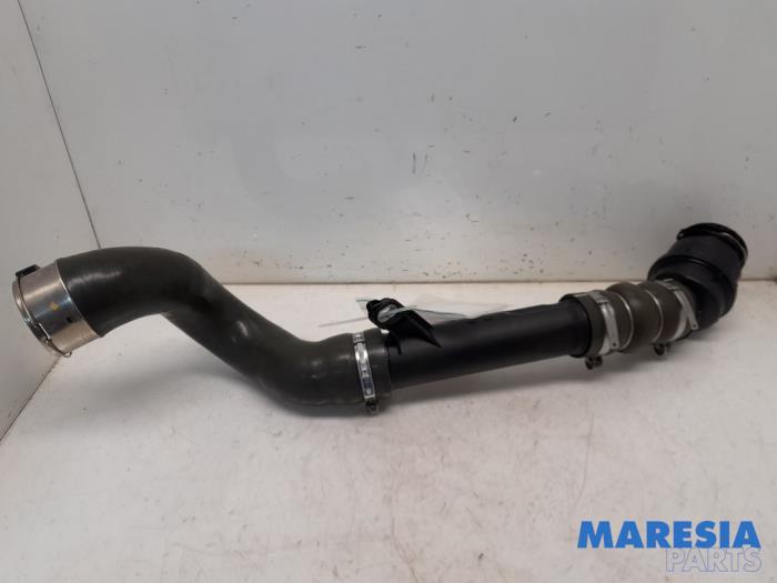 Gebrauchte Intercooler Schlauch Renault Kangoo Express (FW) 1.5 dCi 75 FAP Preis € 83,49 Mit Mehrwertsteuer angeboten von Maresia Parts