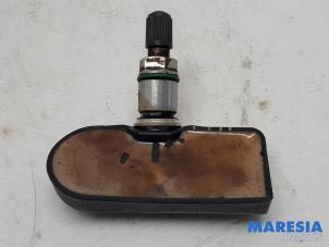 Däcktryckssensor från en Renault Grand Scénic II (JM) 2.0 16V Turbo 2008