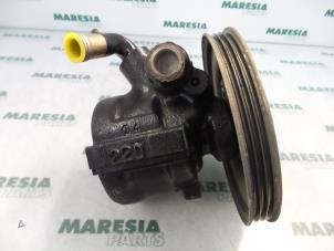 Używane Pompa wspomagania kierownicy Lancia Delta (836) 1.6 i.e. 16V Cena € 40,00 Procedura marży oferowane przez Maresia Parts