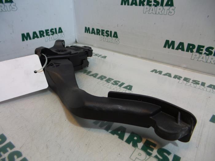 Begagnade Gaspedalsensor Peugeot 207/207+ (WA/WC/WM) 1.4 HDi Pris € 35,00 Marginaltabell erbjuds av Maresia Parts