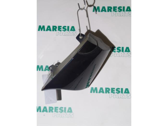 Rear bumper component, right from a Renault Scénic I (JA) 2.0 16V RX4 2001