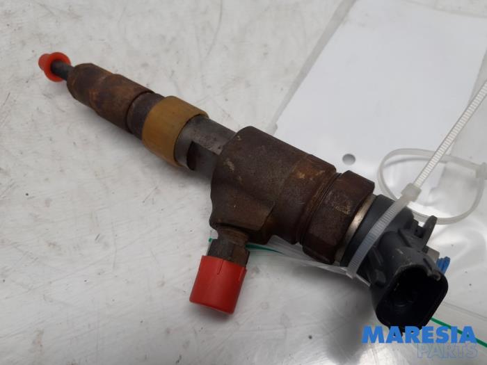 Usagé Injecteurs Peugeot 308 SW (L4/L9/LC/LJ/LR) 1.6 HDi 92 16V Prix € 39,00 Règlement à la marge proposé par Maresia Parts