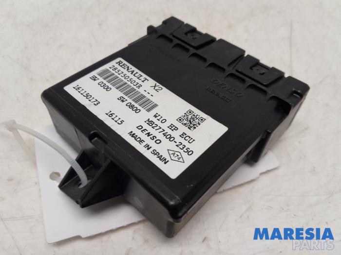 Używane Modul climatronic Renault Zoé (AG) R90 Cena € 40,00 Procedura marży oferowane przez Maresia Parts