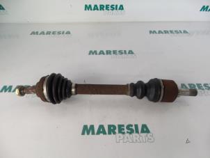 Used Front drive shaft, left Citroen Xantia Break (X1/2) 2.0i 16V Price € 35,00 Margin scheme offered by Maresia Parts
