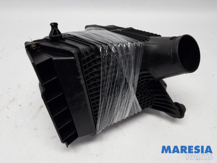 Gebrauchte Luftfiltergehäuse Renault Grand Scénic II (JM) 2.0 16V Turbo Preis € 30,00 Margenregelung angeboten von Maresia Parts