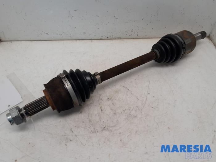 Gebrauchte Antriebswelle links vorne Fiat Panda (169) 1.4 16V Preis € 100,00 Margenregelung angeboten von Maresia Parts