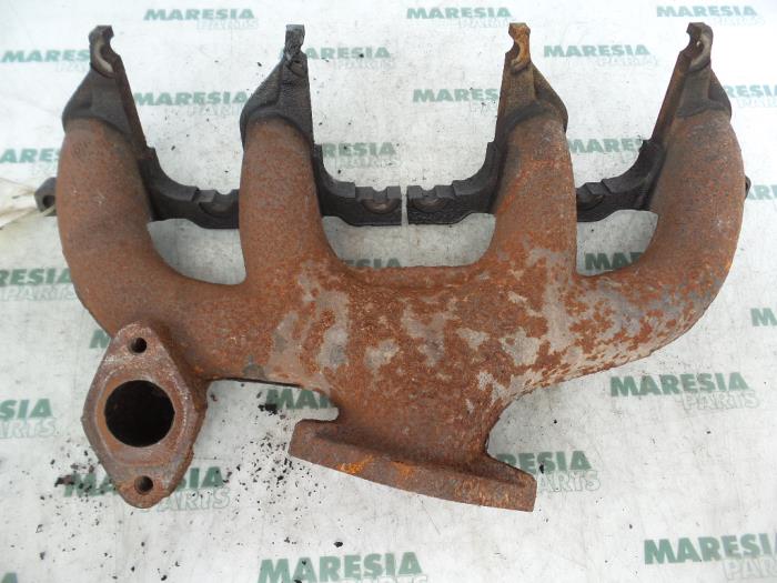 Gebrauchte Abgaskrümmer Renault Kangoo (KC) 1.9 D 55 Preis € 40,00 Margenregelung angeboten von Maresia Parts