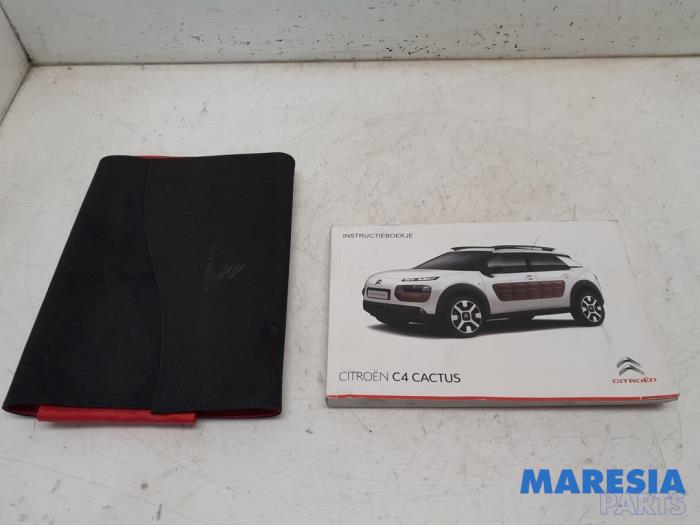 Używane Instrukcja Citroen C4 Cactus (0B/0P) 1.2 PureTech 82 12V Cena € 25,00 Procedura marży oferowane przez Maresia Parts