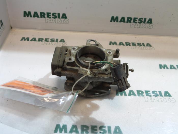 Usagé Boitier papillon Renault Safrane I 2.2i Si 8V Prix € 60,00 Règlement à la marge proposé par Maresia Parts