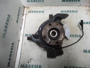 Used Knuckle, front right Fiat Stilo (192A/B) 1.2 16V 3-Drs. Price € 30,00 Margin scheme offered by Maresia Parts
