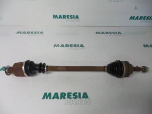 Used Front drive shaft, right Renault Kangoo Express (FC) 1.5 dCi 80 Price € 45,00 Margin scheme offered by Maresia Parts