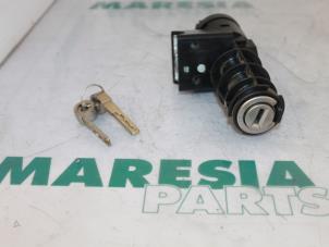 Używane Stacyjka + Kluczyk Alfa Romeo 156 (932) 1.8 Twin Spark 16V Cena € 45,00 Procedura marży oferowane przez Maresia Parts