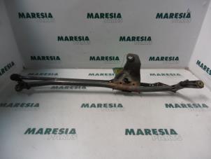 Używane Mechanizm wycieraczki Alfa Romeo 156 (932) 1.6 Twin Spark 16V Cena € 30,00 Procedura marży oferowane przez Maresia Parts