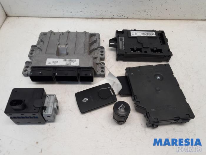 Used Engine management computer Renault Clio IV (5R) 1.2 TCE 16V GT EDC Price € 299,00 Margin scheme offered by Maresia Parts