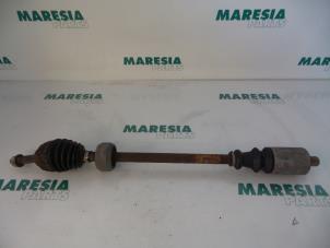 Used Front drive shaft, right Renault Megane (BA/SA) 2.0i ,Autom. Price € 40,00 Margin scheme offered by Maresia Parts