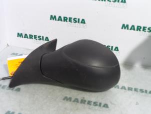 Used Wing mirror, left Citroen C3 Pluriel (HB) 1.6 16V Price € 50,00 Margin scheme offered by Maresia Parts