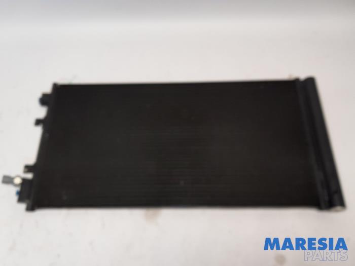 Gebrauchte Klima Kondensor Renault Megane III Grandtour (KZ) 1.4 16V TCe 130 Preis € 60,00 Margenregelung angeboten von Maresia Parts
