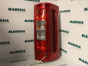 Używane Tylne swiatlo pozycyjne lewe Fiat Ducato Cena € 35,00 Procedura marży oferowane przez Maresia Parts