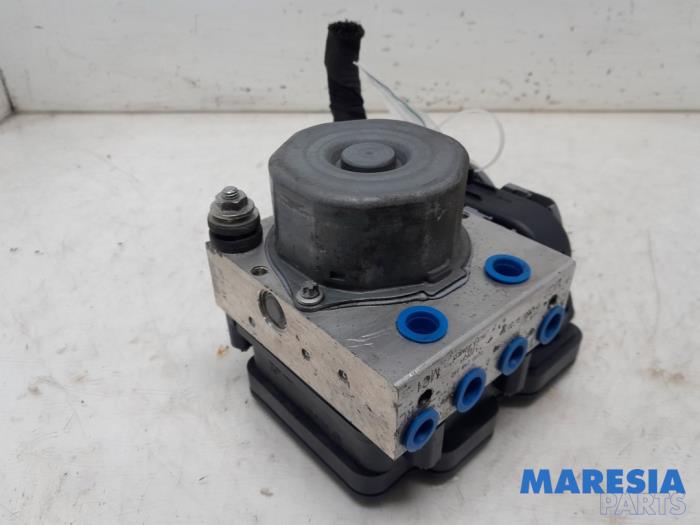 Begagnade ABS-pump Fiat Panda (312) 0.9 TwinAir Turbo 80 Pris € 99,99 Marginaltabell erbjuds av Maresia Parts