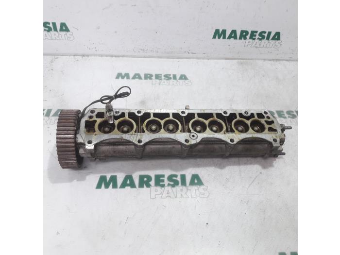 Usagé Arbre à cames Fiat Marea Weekend (185BX/CX) 1.6 SX,ELX 16V Prix € 50,00 Règlement à la marge proposé par Maresia Parts