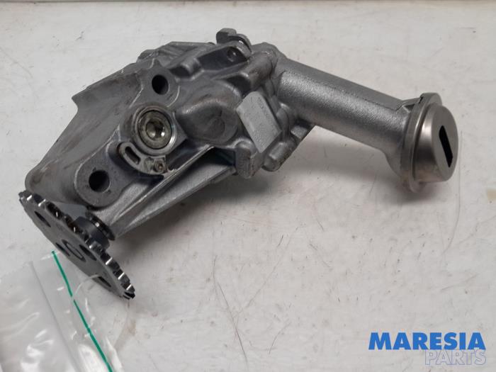 Gebrauchte Ölpumpe Renault Clio IV Estate/Grandtour (7R) 1.5 Energy dCi 90 FAP Preis € 50,00 Margenregelung angeboten von Maresia Parts