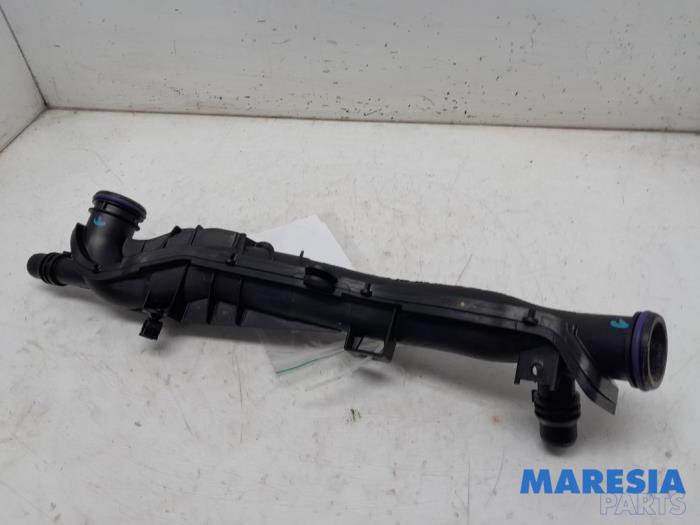 Begagnade Vattenrör Peugeot 308 (L3/L8/LB/LH/LP) 1.2 12V e-THP PureTech 110 Pris € 19,00 Marginaltabell erbjuds av Maresia Parts