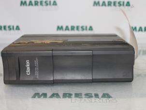 Używane Zmieniarka CD Peugeot 407 (6D) 2.0 HDiF 16V Cena € 75,00 Procedura marży oferowane przez Maresia Parts