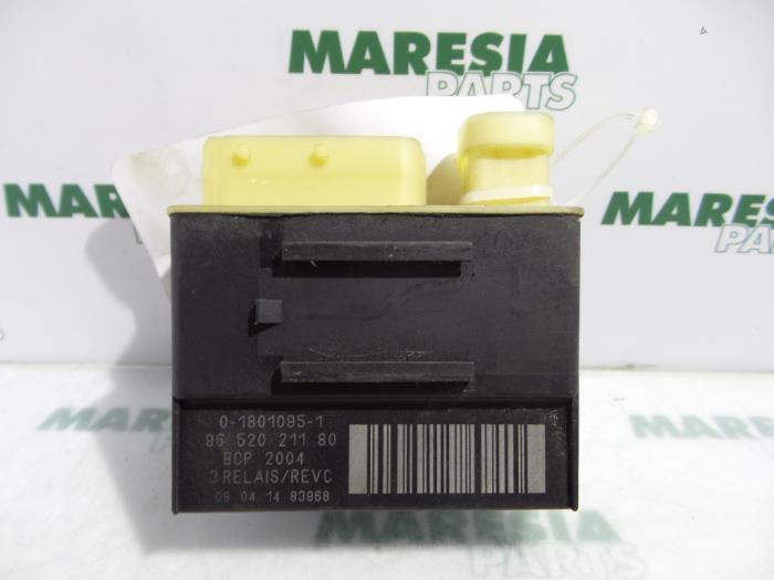 Used Computer, miscellaneous Peugeot 207/207+ (WA/WC/WM) 1.6 HDi 16V Price € 15,00 Margin scheme offered by Maresia Parts