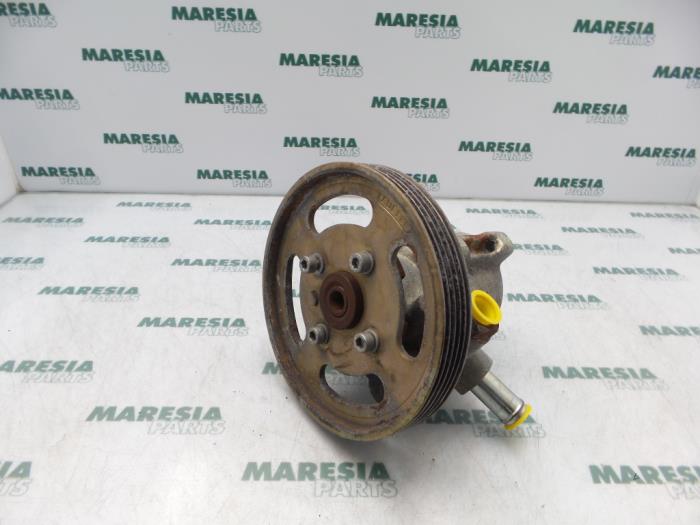 Usagé Pompe de direction Citroen ZX 1.4i Prix € 40,00 Règlement à la marge proposé par Maresia Parts