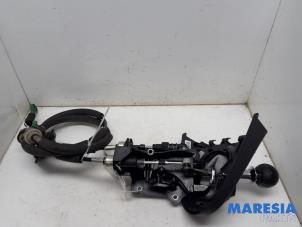 Used Gear stick Fiat 500 (312) 0.9 TwinAir 60 Price € 90,00 Margin scheme offered by Maresia Parts