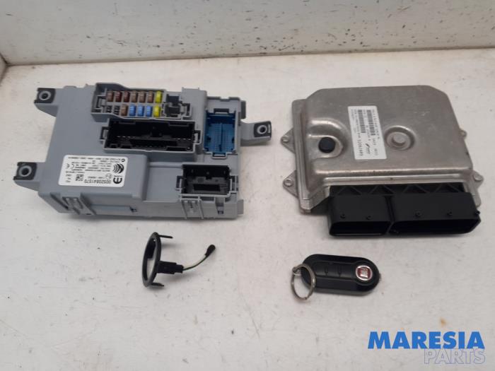 Used Engine management computer Fiat 500 (312) 0.9 TwinAir 60 Price € 420,00 Margin scheme offered by Maresia Parts