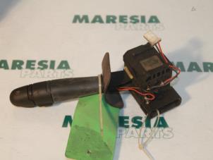 Used Indicator switch Renault Megane Price € 25,00 Margin scheme offered by Maresia Parts