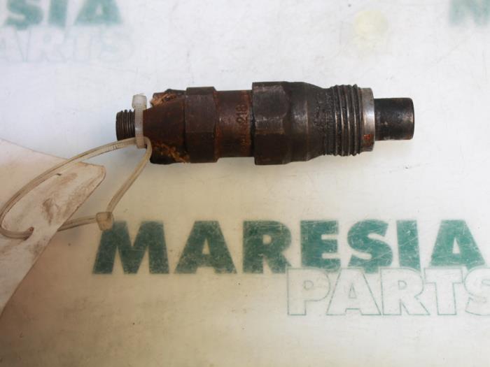 Usagé Injecteurs Fiat Ulysse (220) 1.9 Tds Prix € 50,00 Règlement à la marge proposé par Maresia Parts