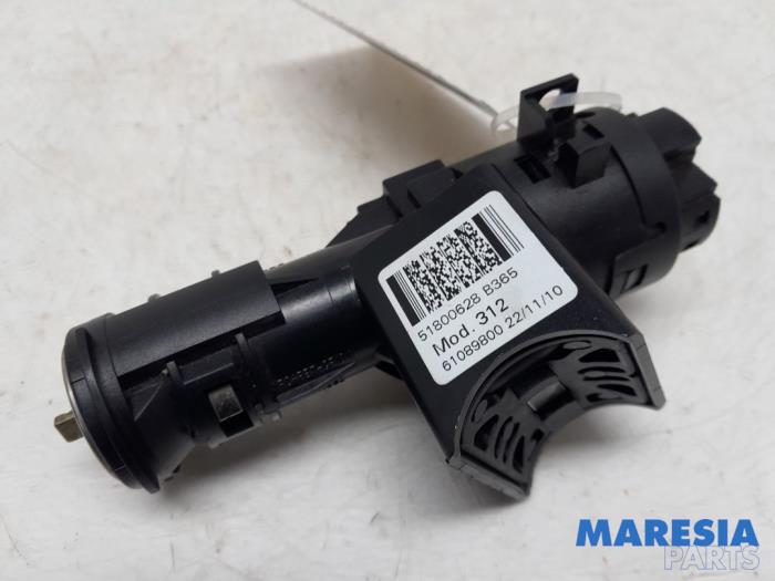 Ignition lock + key Fiat 500C 0.9 TwinAir 85 - 51800628