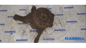 Used Knuckle, front right Renault Laguna I (B56) 1.8 RN,RT Price € 60,00 Margin scheme offered by Maresia Parts