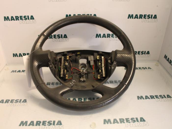 Używane Kierownica Renault Vel Satis (BJ) 2.2 dCi 150 16V Cena € 75,00 Procedura marży oferowane przez Maresia Parts