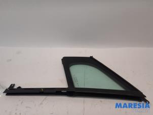 Usados Ventanilla triangular izquierda delante Peugeot 3008 I (0U/HU) 1.6 16V THP 155 Precio € 30,00 Norma de margen ofrecido por Maresia Parts