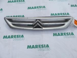 Used Grille Citroen Xsara Break (N2) 1.6i Price € 25,00 Margin scheme offered by Maresia Parts