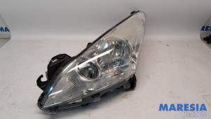 Usados Faro izquierda Peugeot 3008 I (0U/HU) 1.6 VTI 16V Precio € 150,00 Norma de margen ofrecido por Maresia Parts