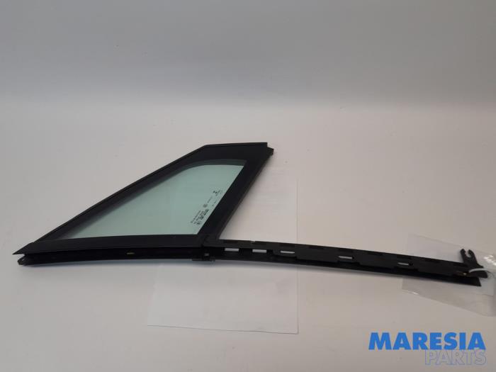 Usados Ventanilla triangular derecha delante Citroen DS 4/DS 4 Crossback (NX) 1.6 BlueHDI 120 Precio € 75,00 Norma de margen ofrecido por Maresia Parts