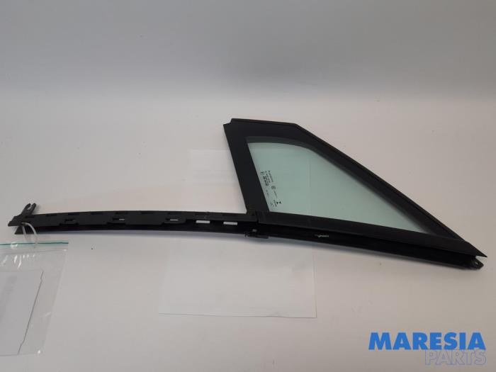Usados Ventanilla triangular izquierda delante Citroen DS 4/DS 4 Crossback (NX) 1.6 BlueHDI 120 Precio € 75,00 Norma de margen ofrecido por Maresia Parts