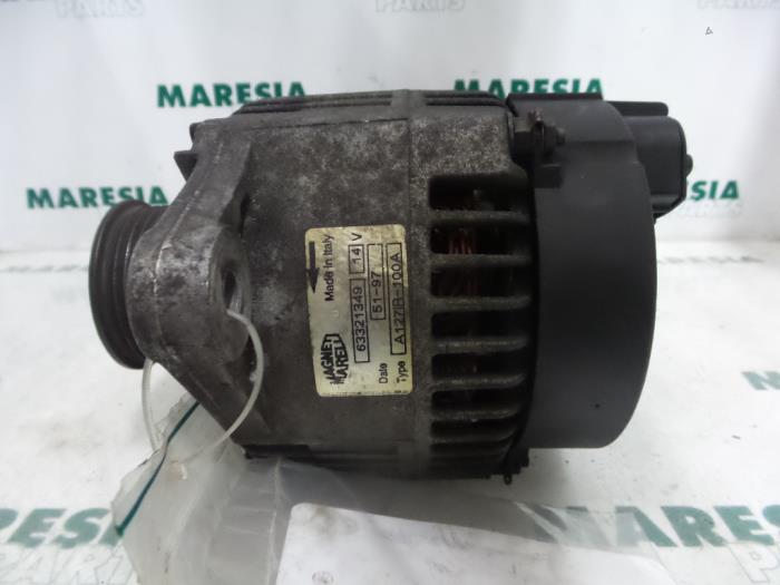 Dynamo van een Alfa Romeo 156 (932) 2.0 Twin Spark 16V 1998
