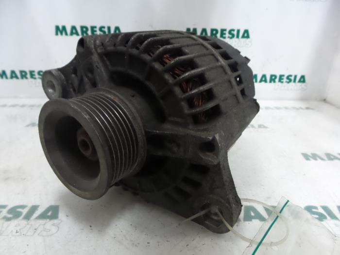 Gebrauchte Dynamo Alfa Romeo 156 (932) 2.0 Twin Spark 16V Preis € 40,00 Margenregelung angeboten von Maresia Parts